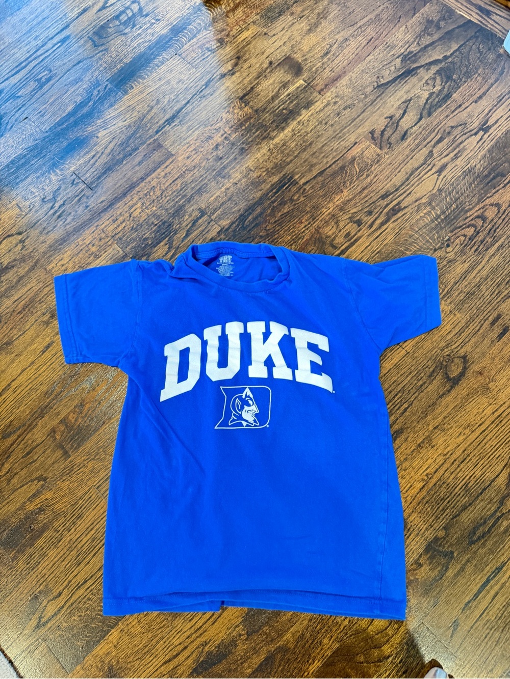 Duke t shirt size men’s small